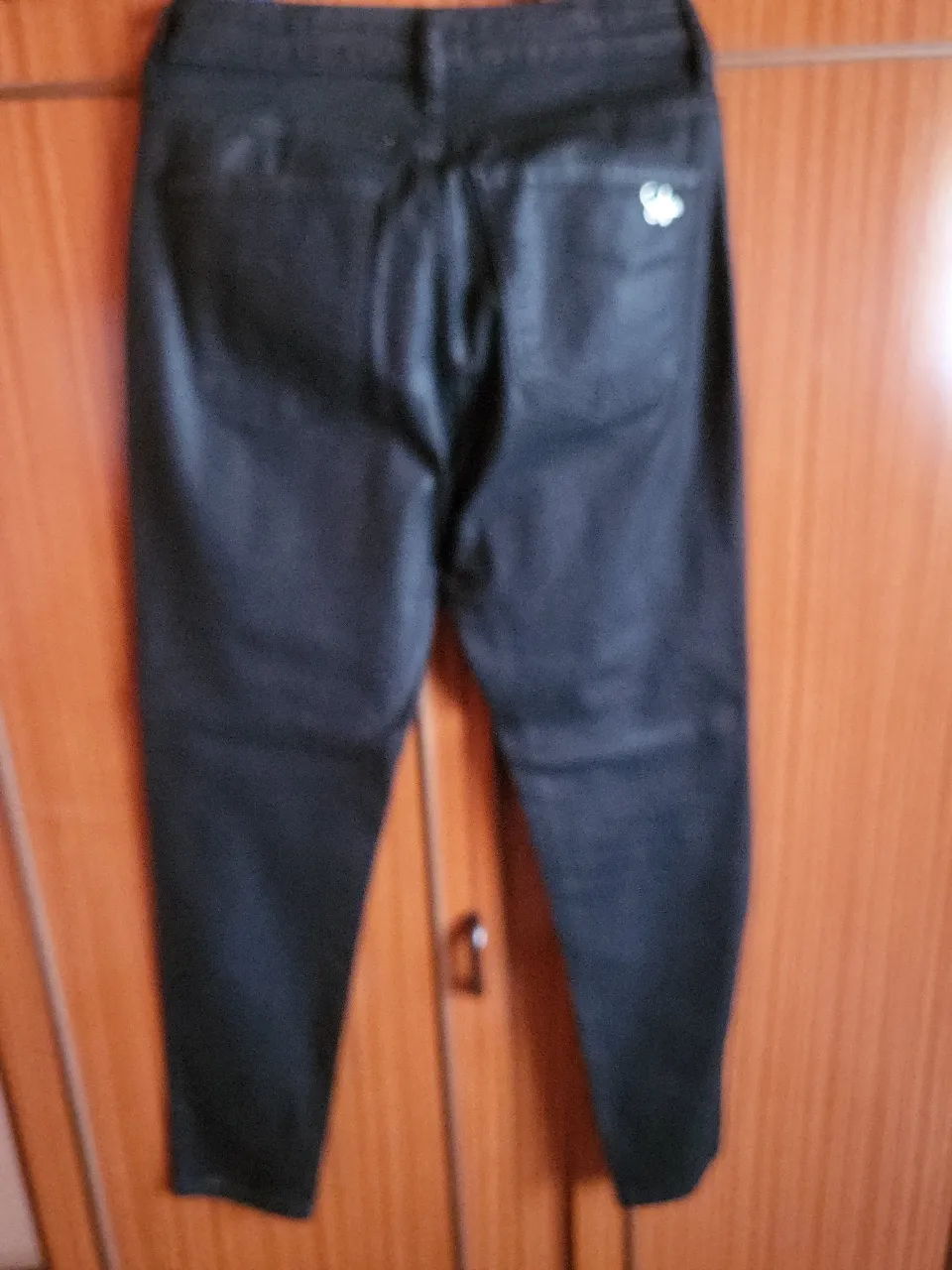 Jean Sofia Sarkany - Vista 3