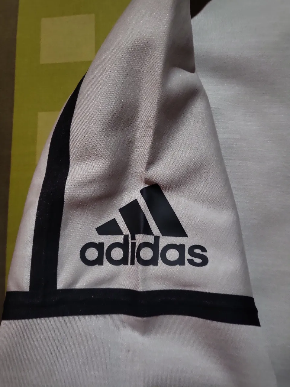 Campera adidas - imagen 4