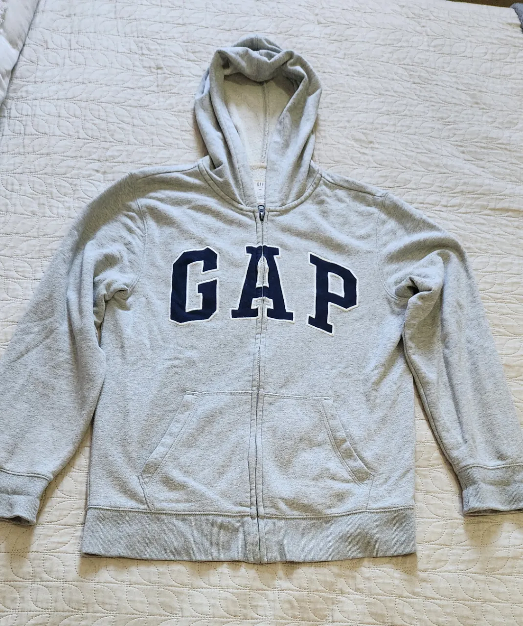 Buzo GAP - imagen 1