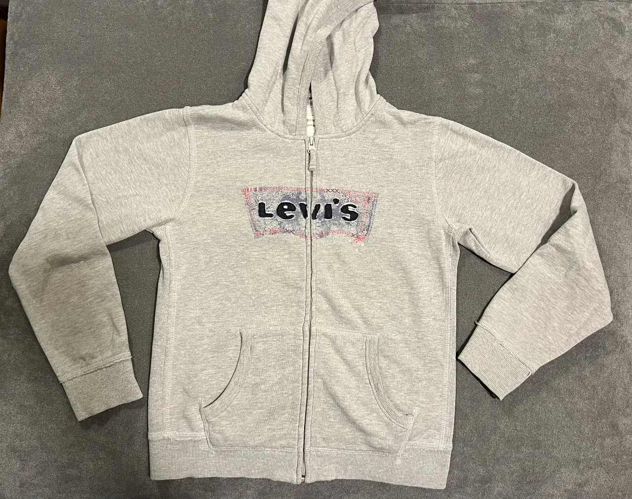 Buzo Levi's - imagen 1