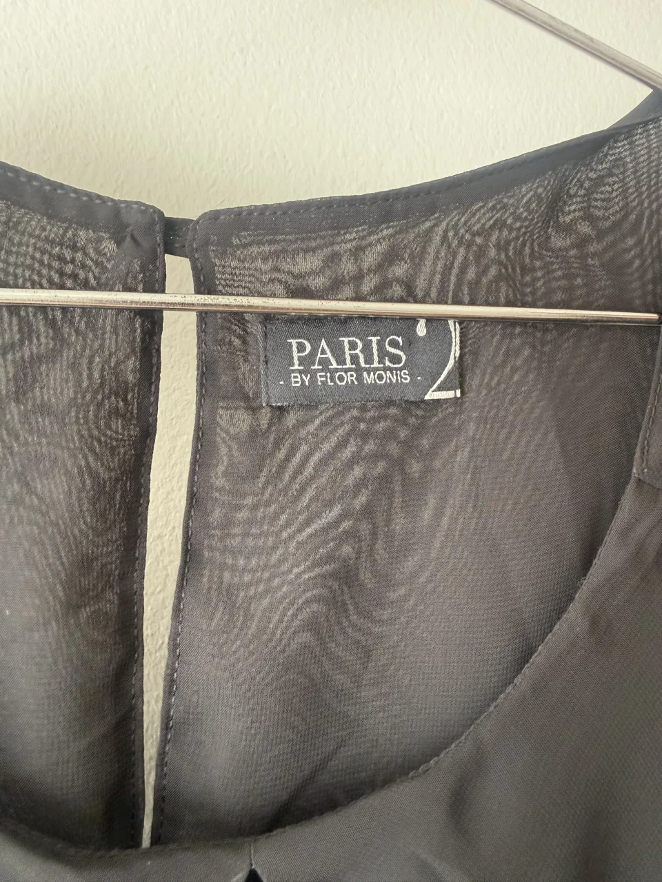 Top Paris by flor monis - Vista 2