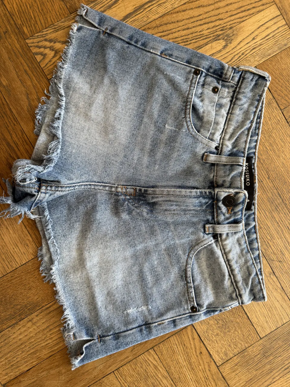 Short Kosiuko - Vista 4