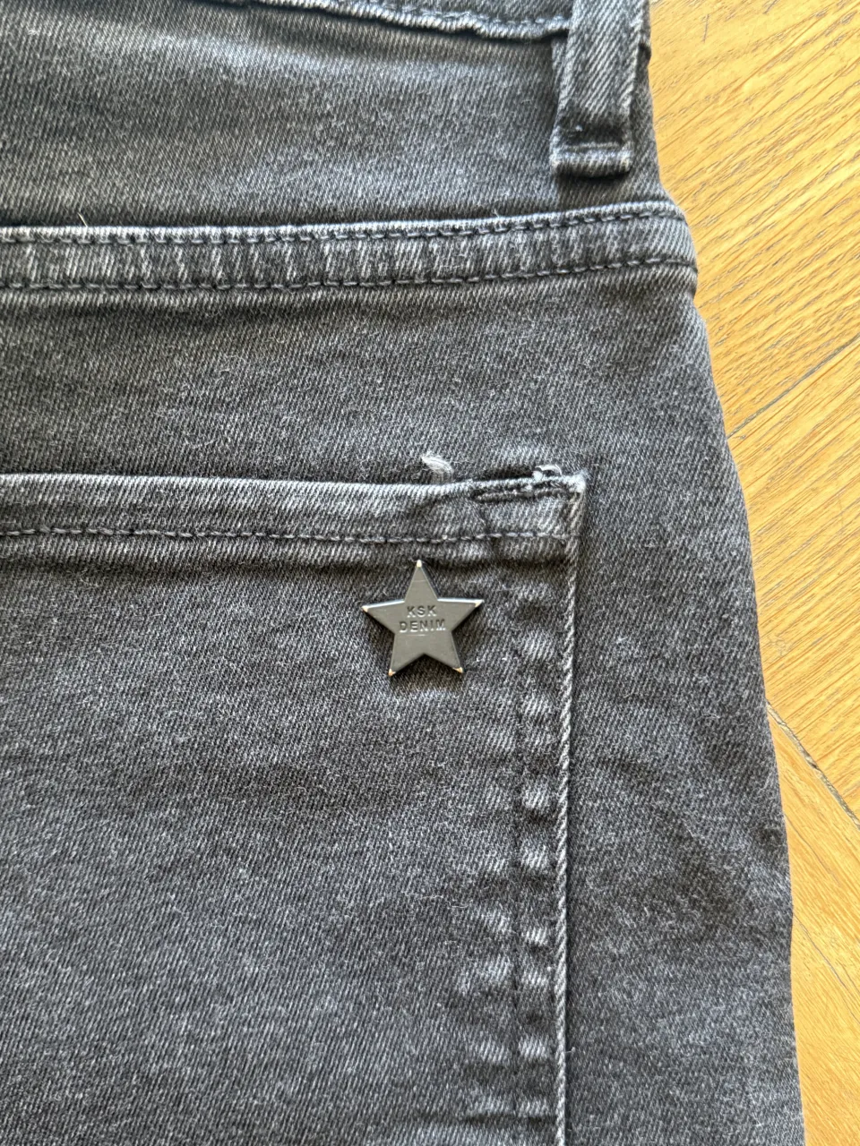 Short Kosiuko - Vista 3