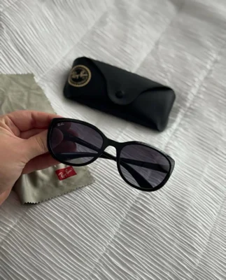Ray-Ban