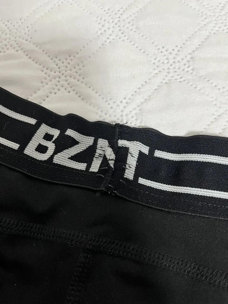 Short Biznet - imagen 3