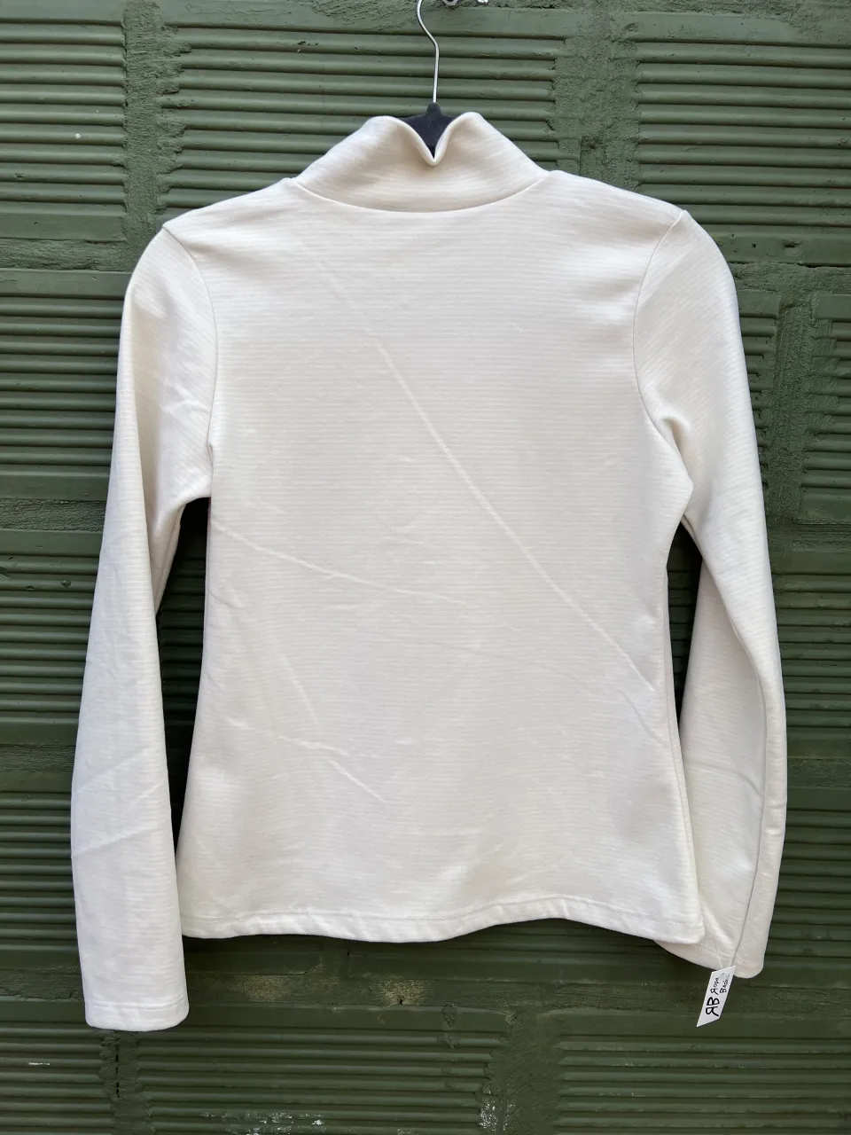 Remera A ≠ - imagen 3