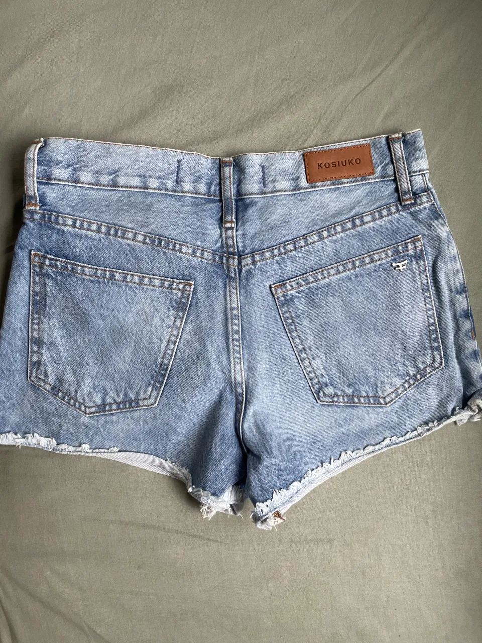 Short Kosiuko - Vista 2