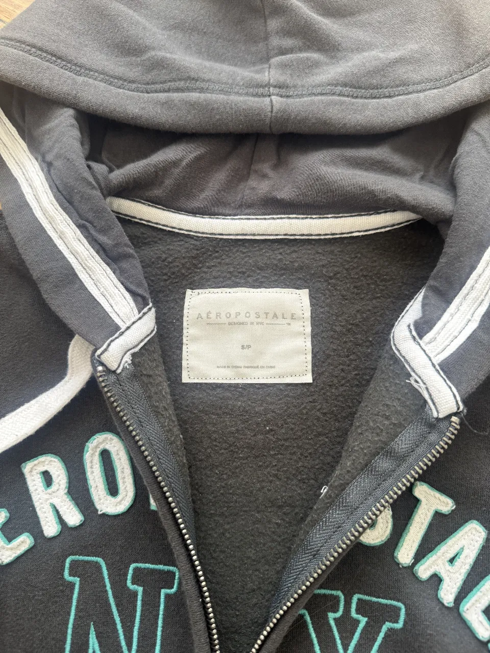 Buzo Aéropostale - imagen 2