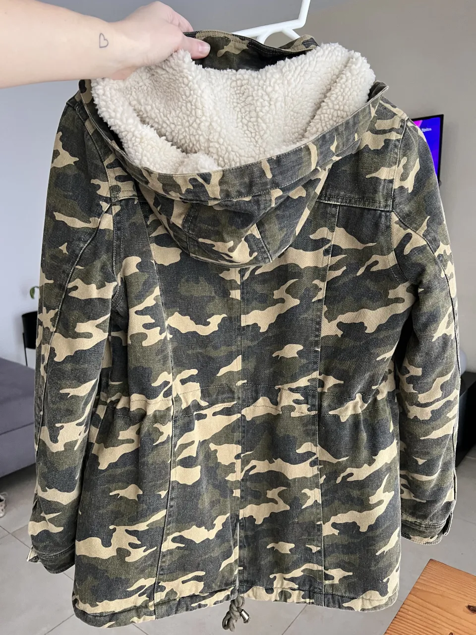 Campera A ≠ - imagen 3