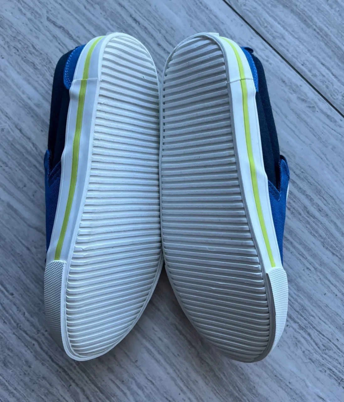 Zapatillas Old Navy - imagen 2
