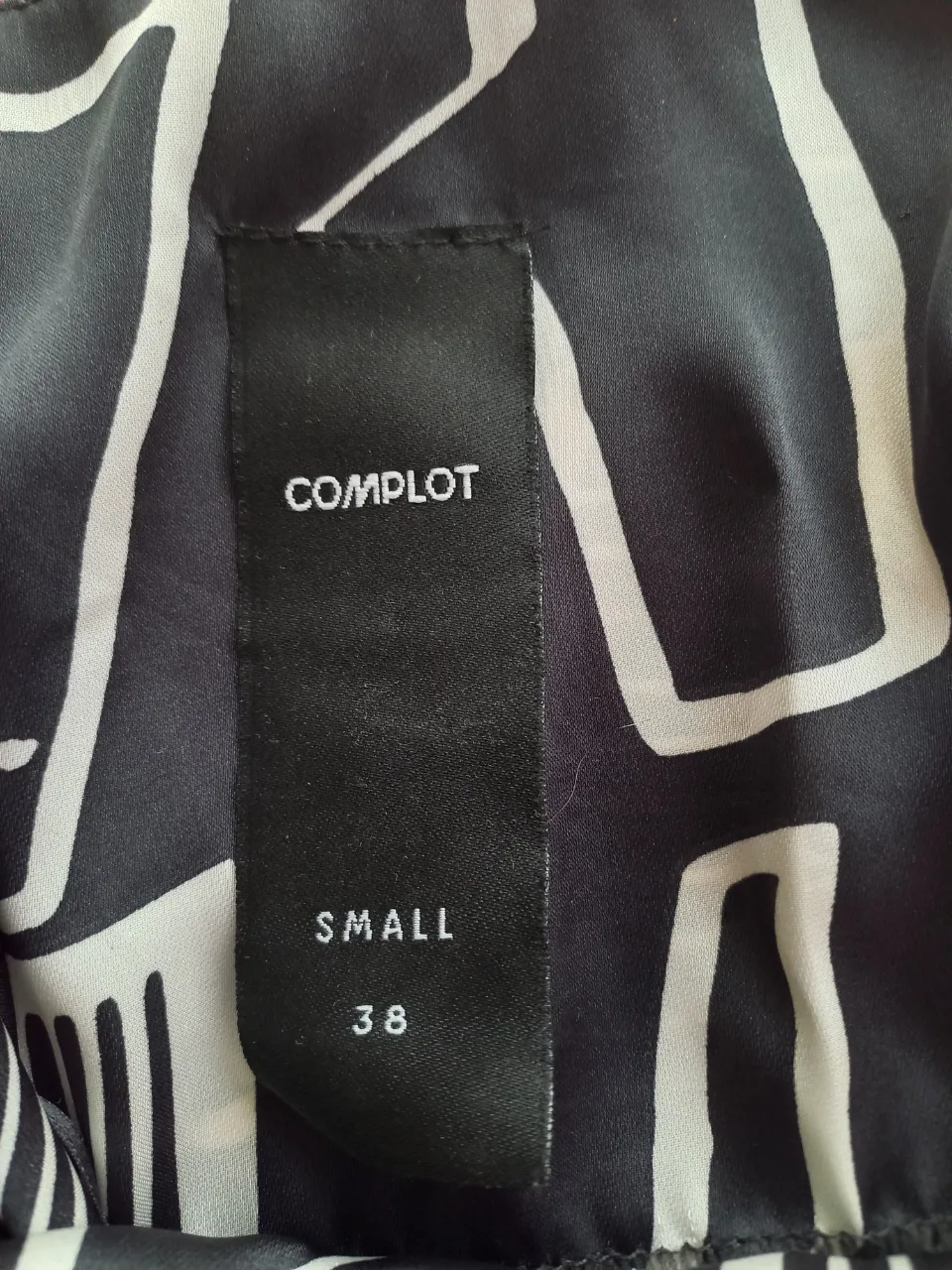 Mono Complot - imagen 5