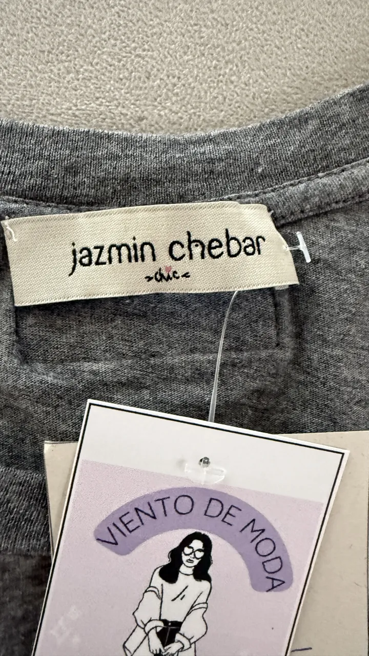 Remera Jazmín Chebar - imagen 5
