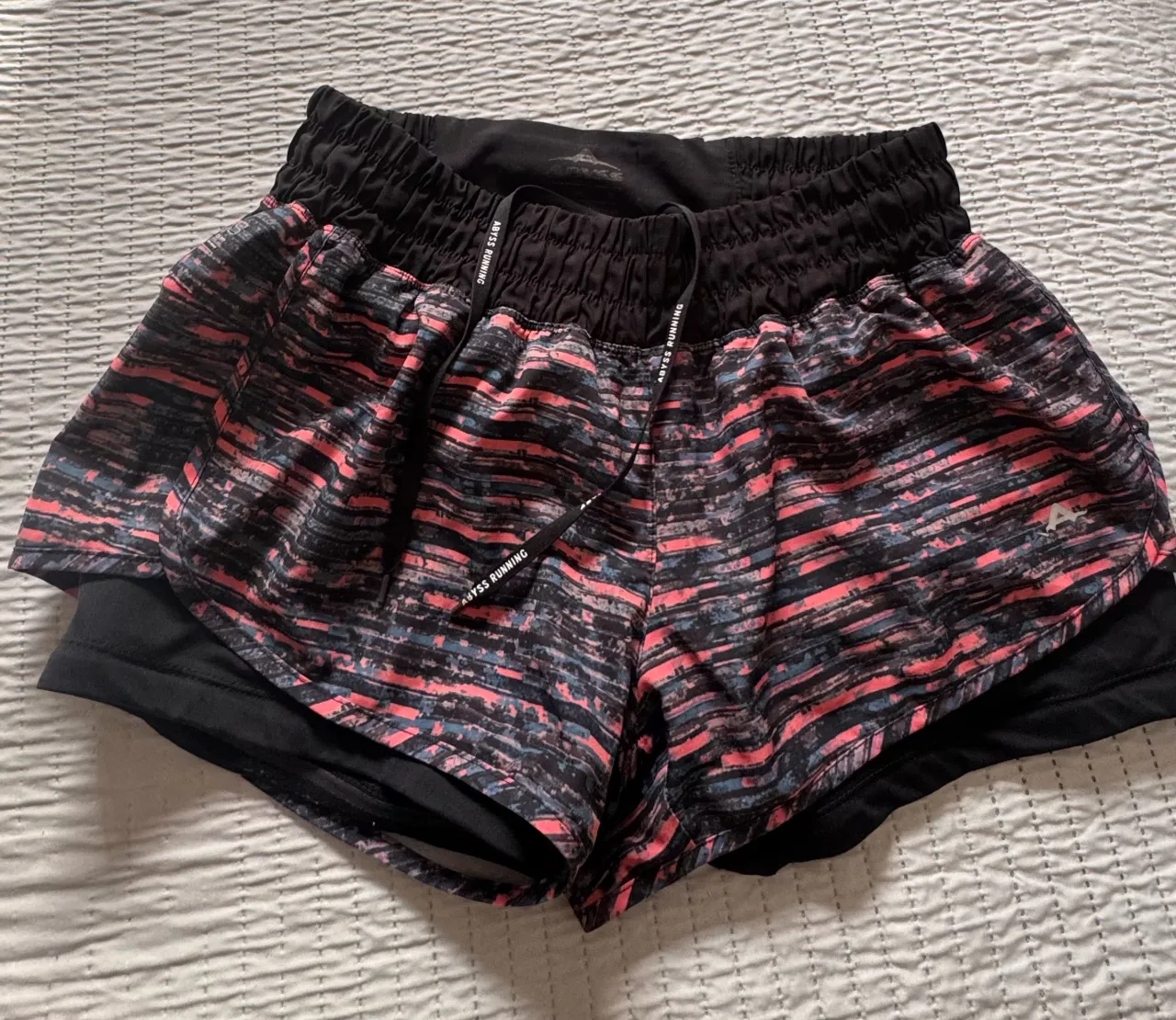 Short Abyss - imagen 1