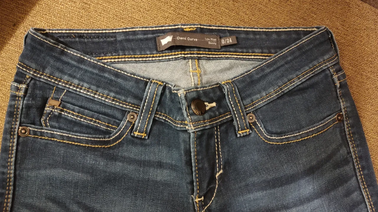 Jean Levi's - imagen 2