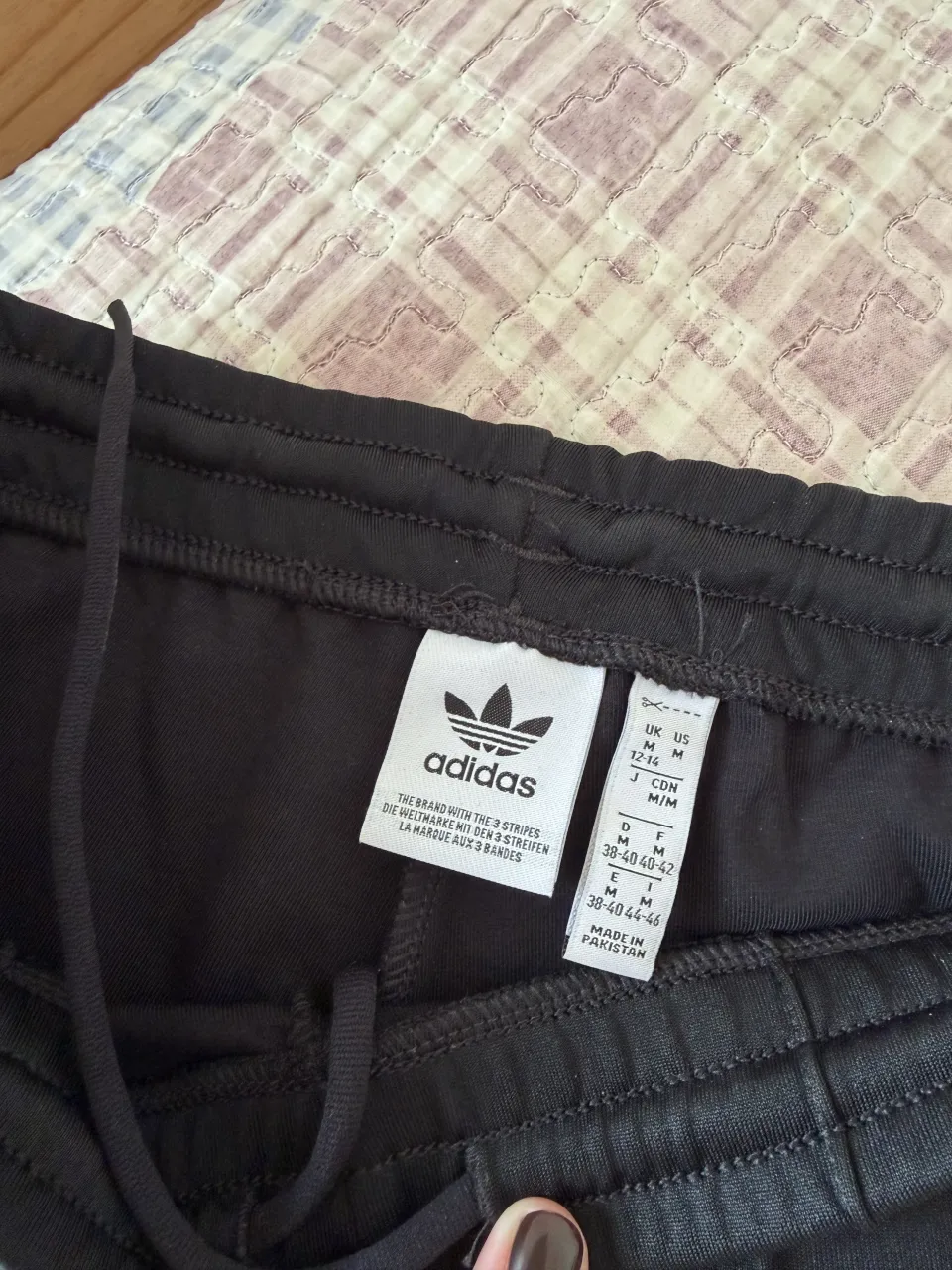 Pantalón adidas - imagen 1