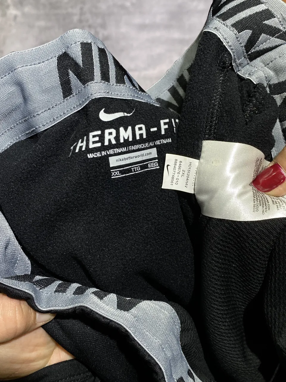 Pantalón Nike - imagen 3