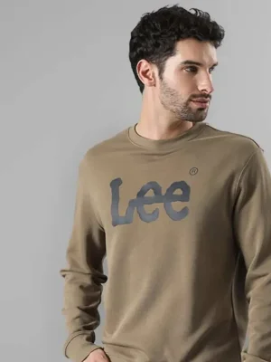 Lee