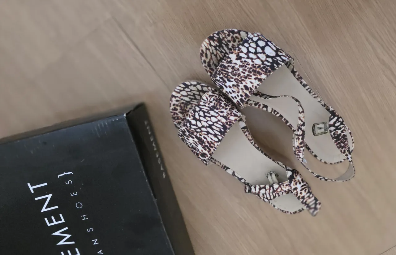 Sandalias Basement - imagen 2