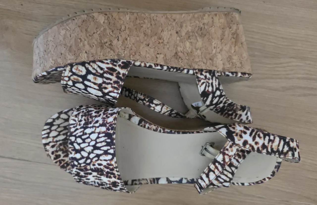 Sandalias Basement - imagen 4