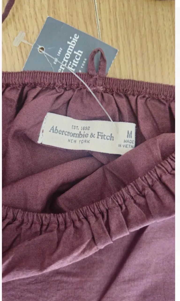 Top Abercrombie & Fitch - Vista 5