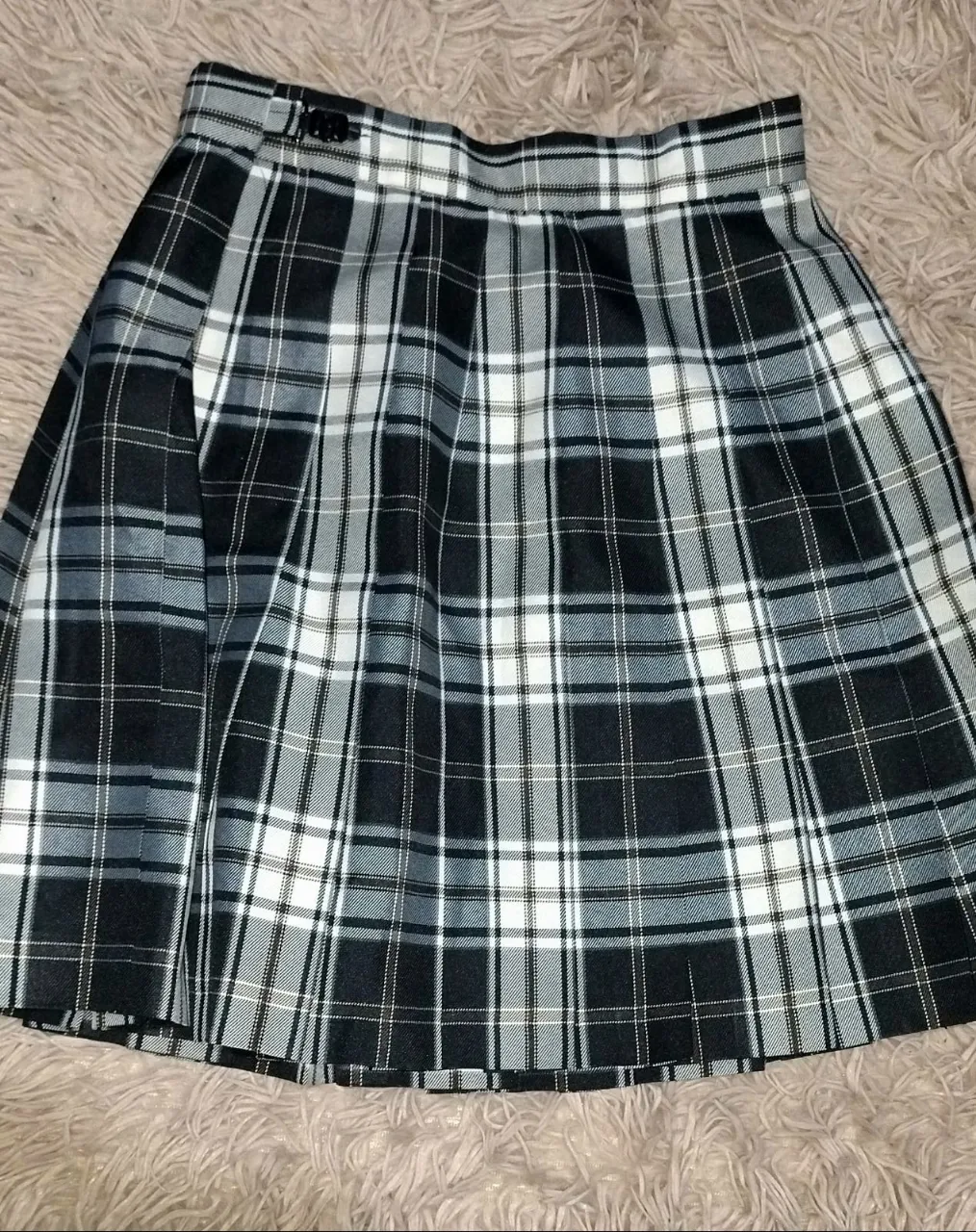 Pollera A ≠ - imagen 1