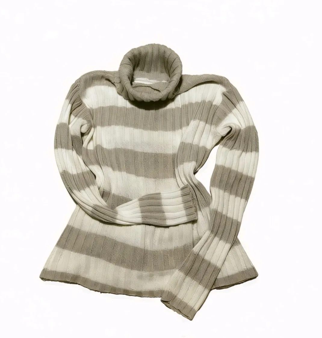 Polera A ≠ - imagen 3