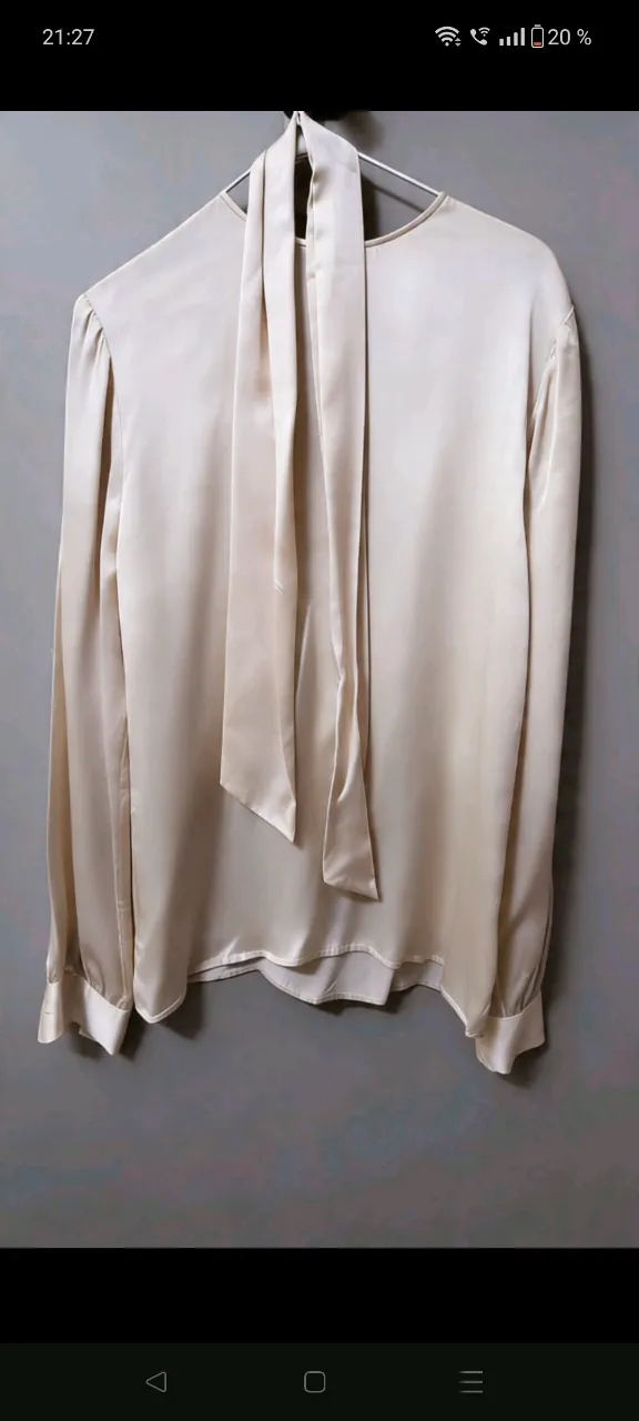 Blusa A ≠ - imagen 2
