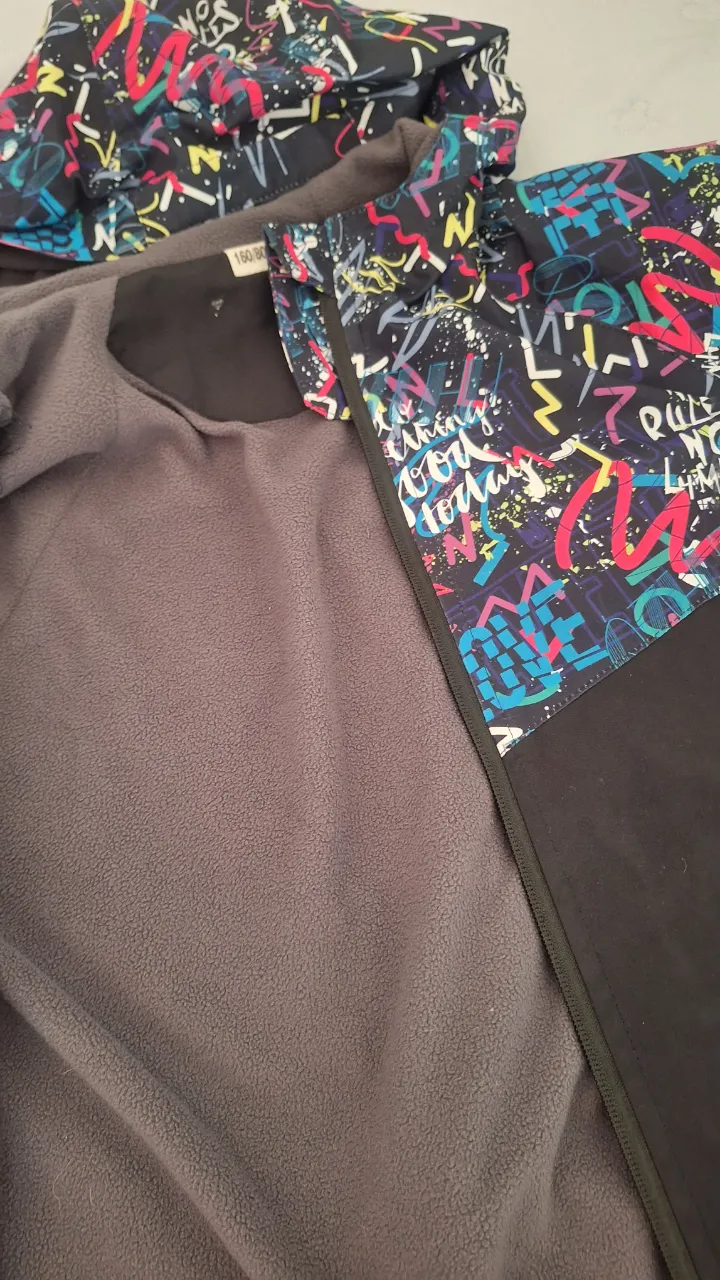 Campera bomber A ≠ - Vista 2