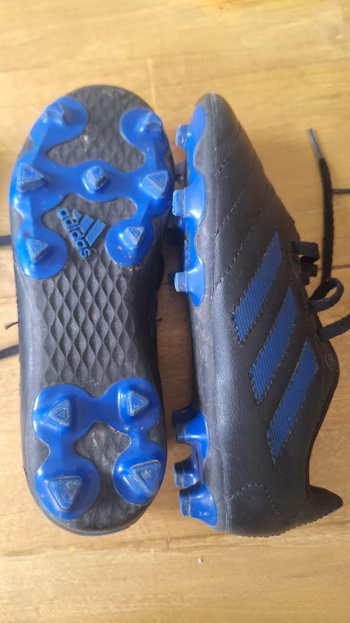 Botín de fútbol adidas - imagen 2