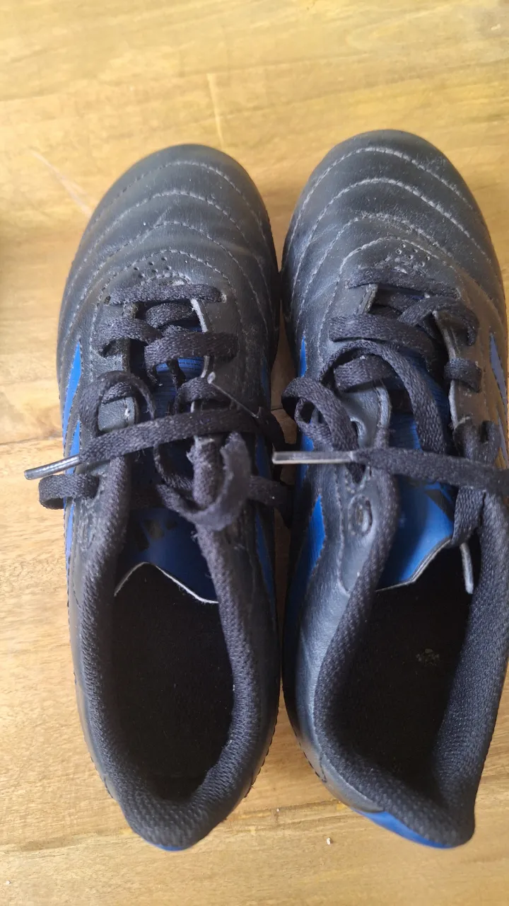 Botín de fútbol adidas - imagen 1
