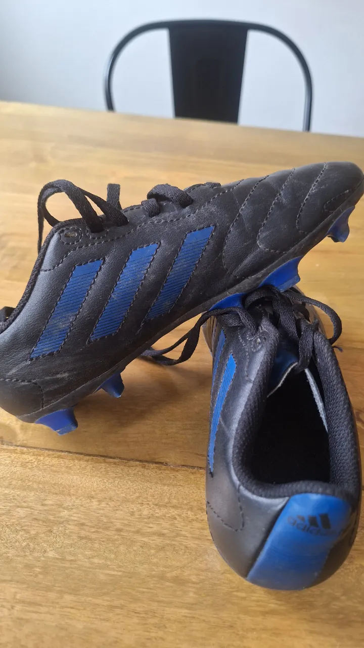 Botín de fútbol adidas - imagen 3