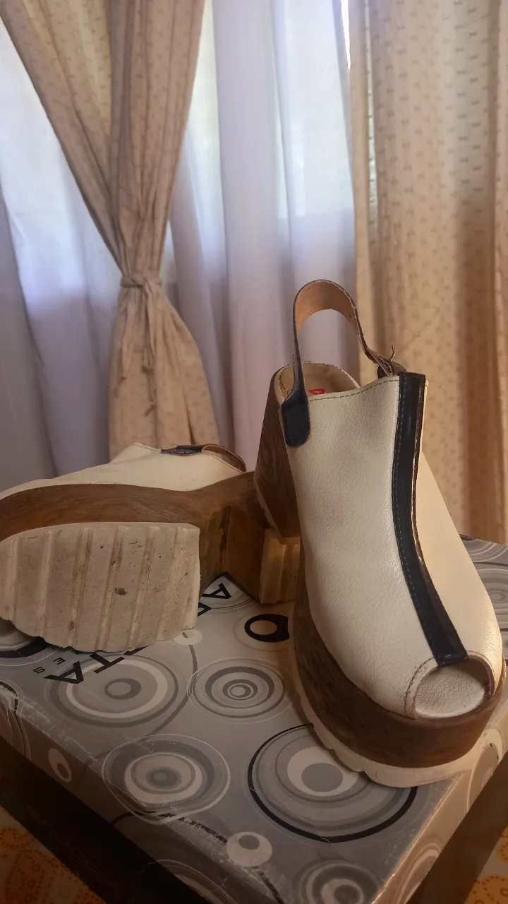 Sandalias De la cruz - imagen 3