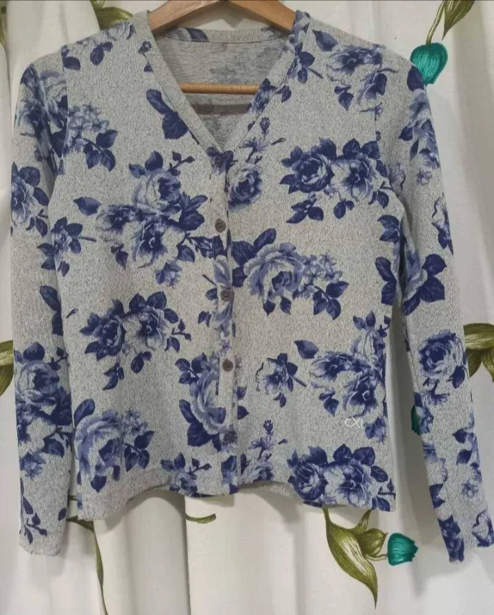 Cardigan No tiene. - imagen 2