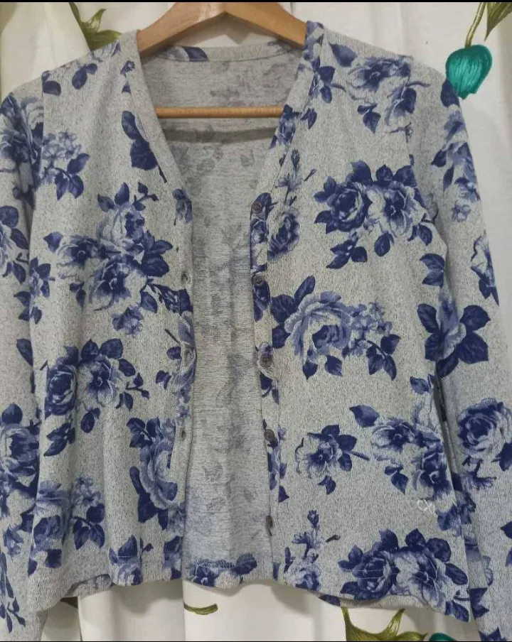Cardigan No tiene. - imagen 5