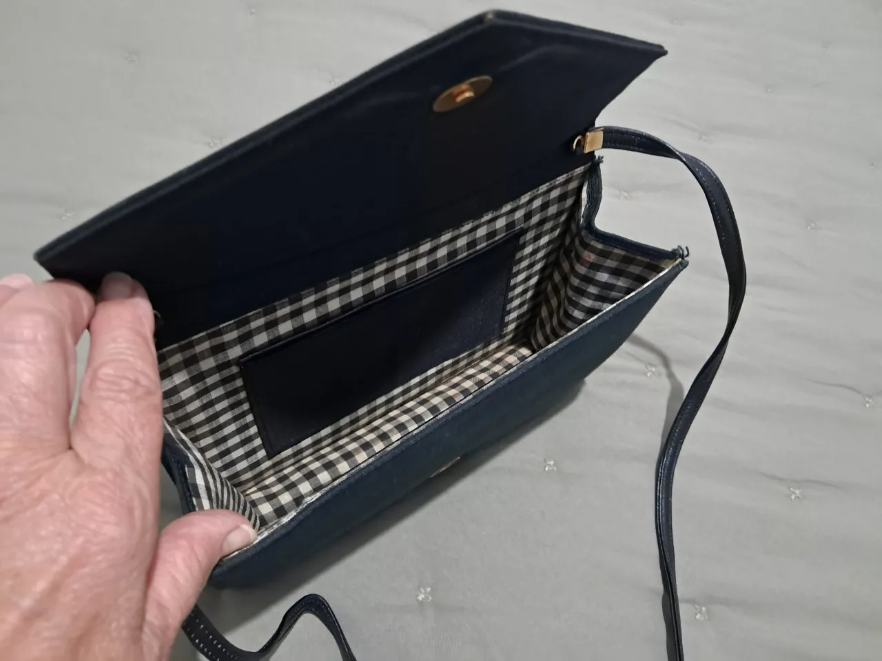 Cartera A ≠ - imagen 2