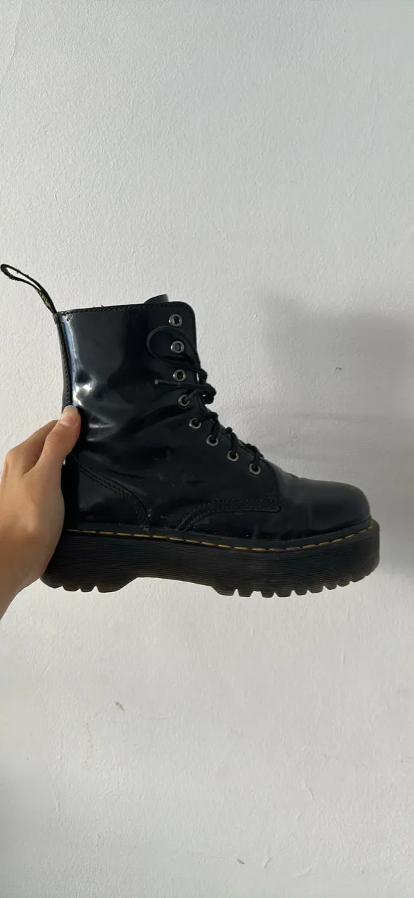 Borcegos Dr. Martens - Vista 2