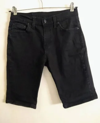 Levi's