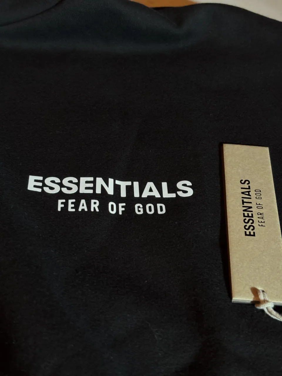 Buzo Essentials - imagen 2