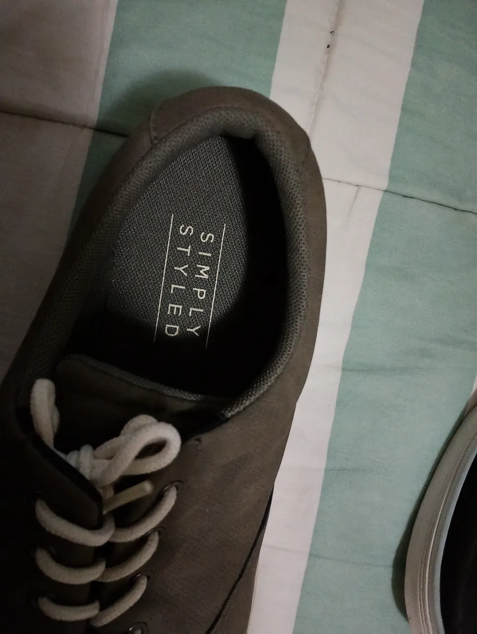 Zapatillas Simple styled - imagen 2
