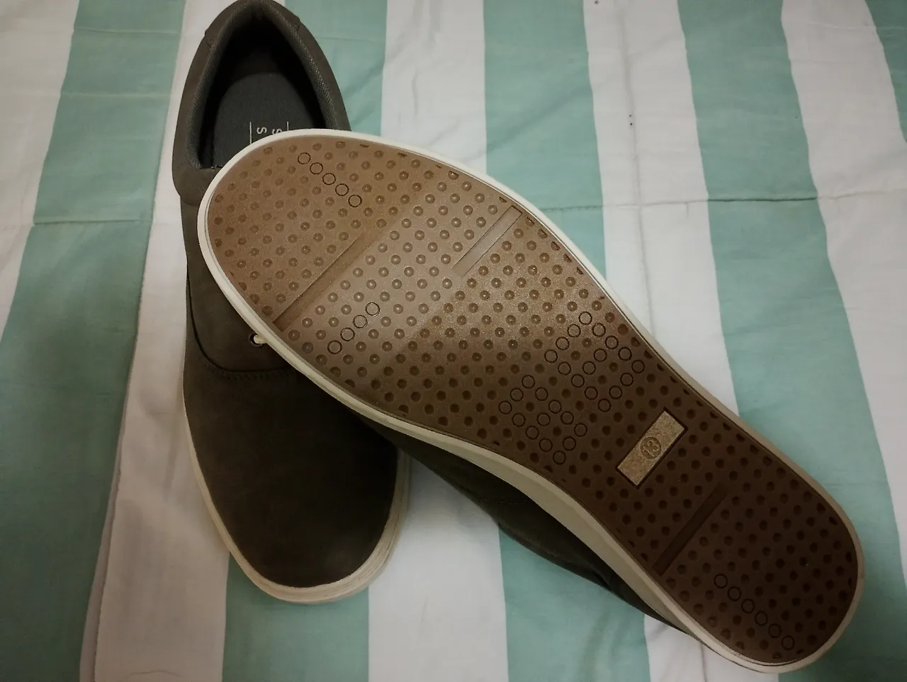 Zapatillas Simple styled - imagen 4