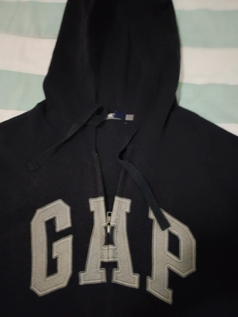 Buzo GAP - imagen 2