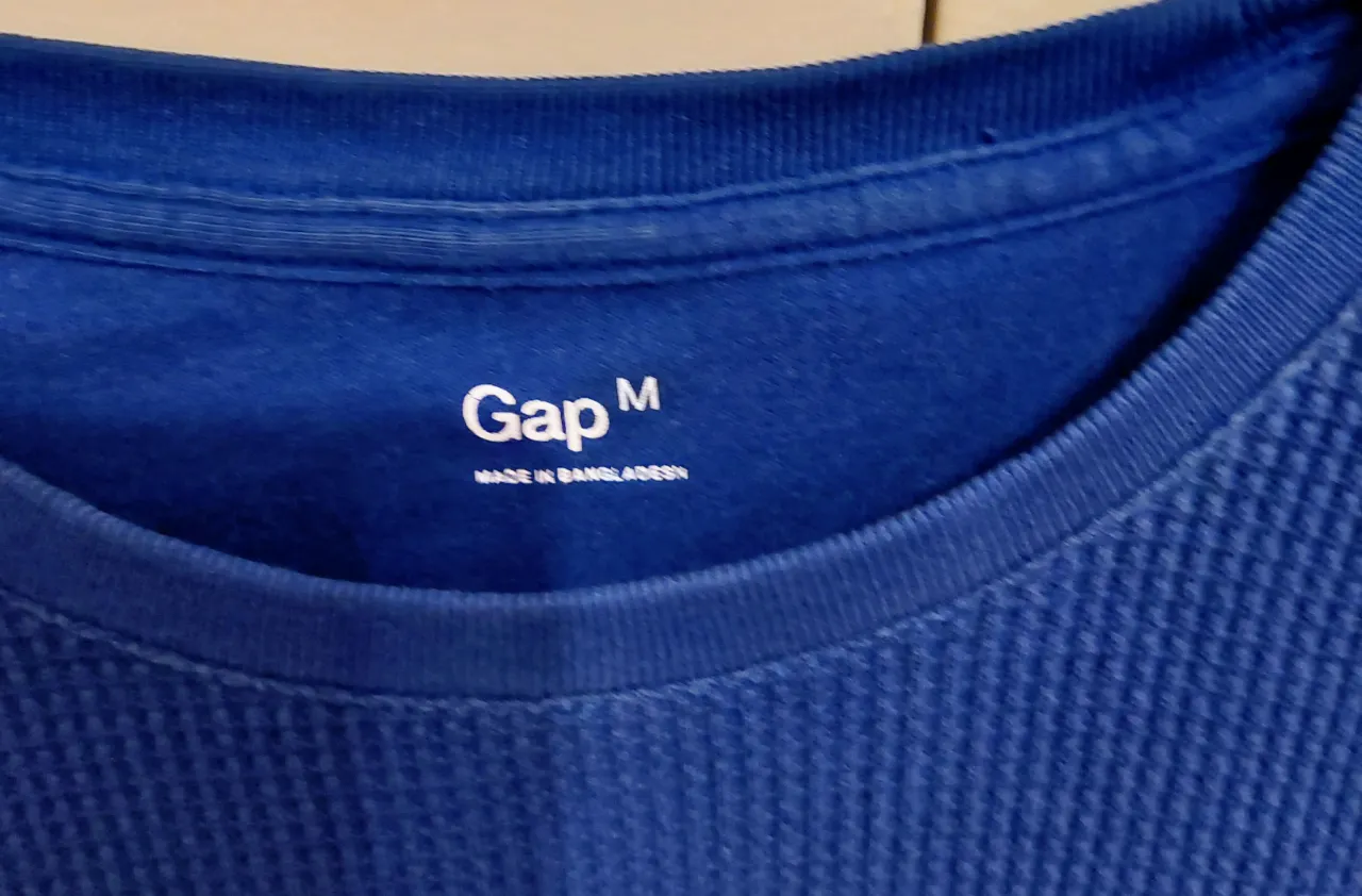 Buzo GAP - imagen 3