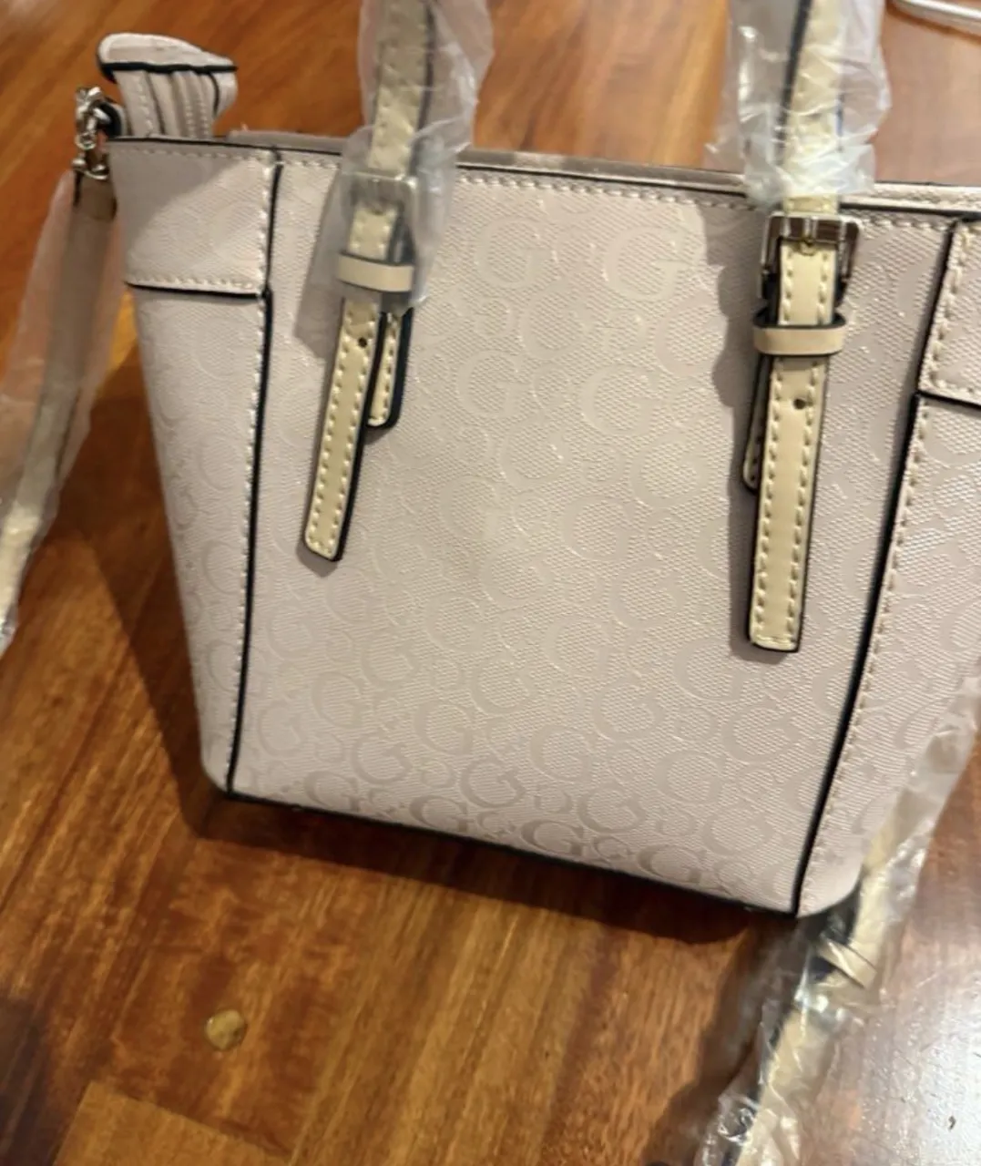 Bolso GUESS - imagen 3