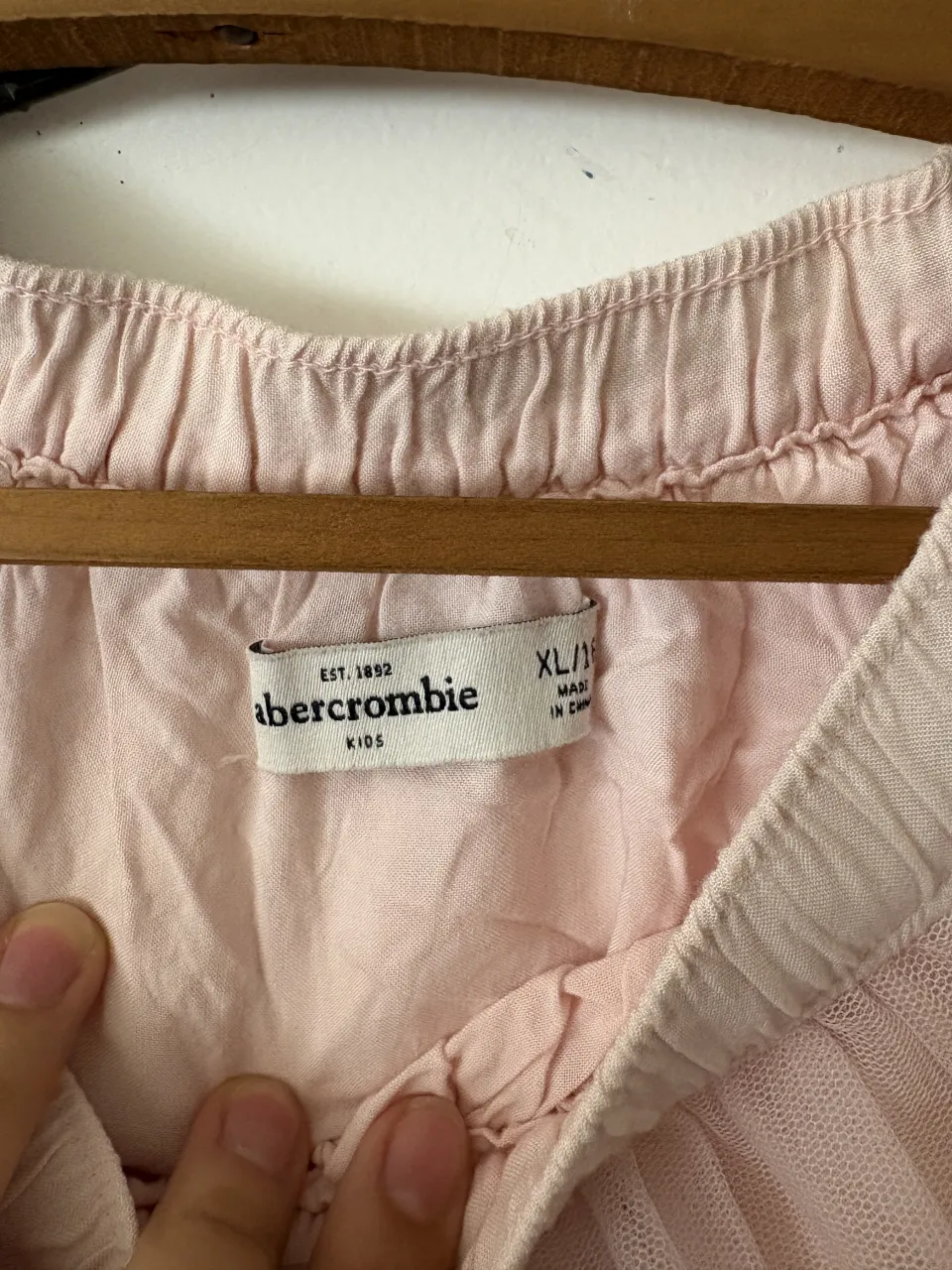 Pollera corta Abercrombie & Fitch - imagen 2