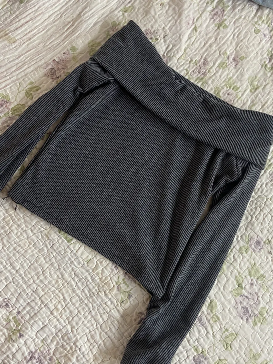 Remera A ≠ - imagen 1