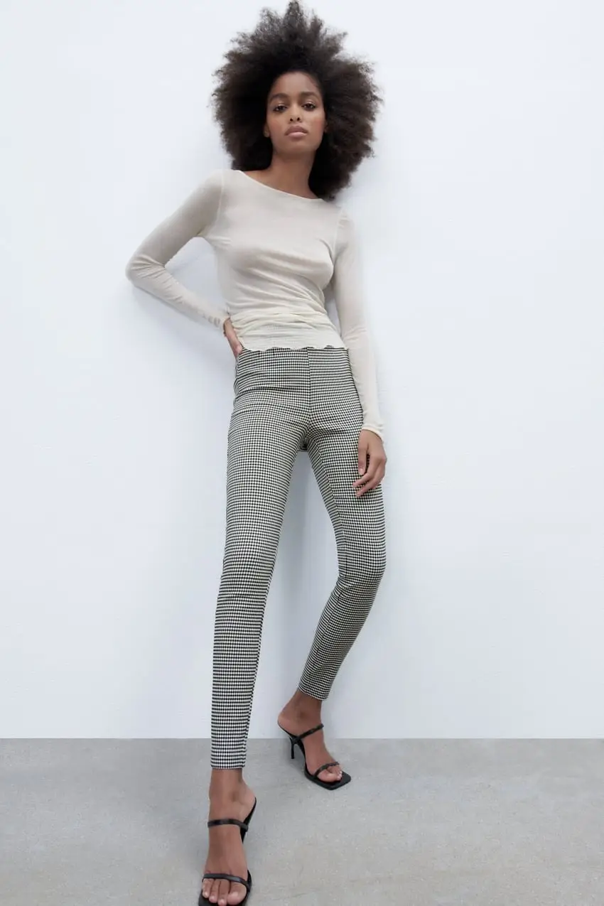 Pantalón Zara