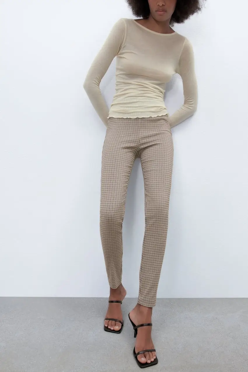 Pantalón Zara