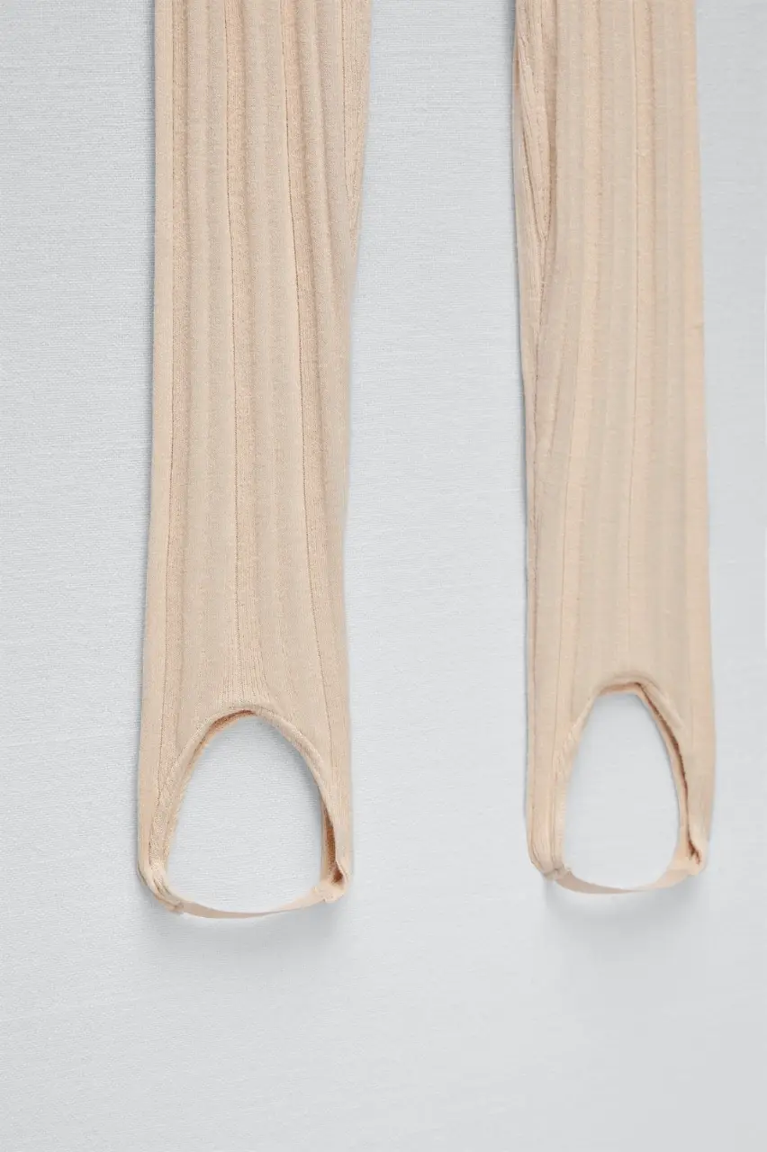 Calza Zara - imagen 4