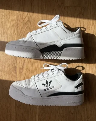 adidas · Talle AR 38