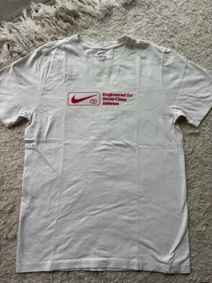Nike · Talle S
